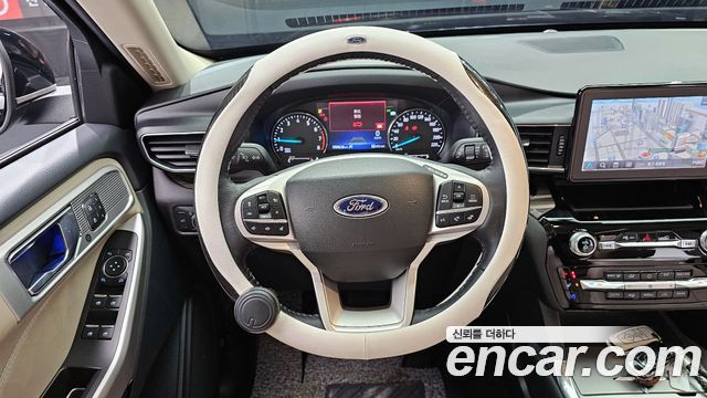 Ford Explorer (VI) 2.3 LimIted 4WD 2022 — фото 13