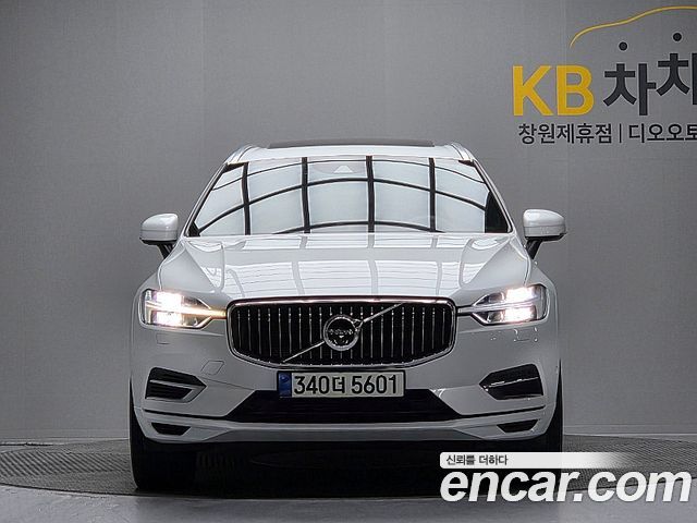 Volvo XC60 (II) T8 Inscription 2021 — фото 3