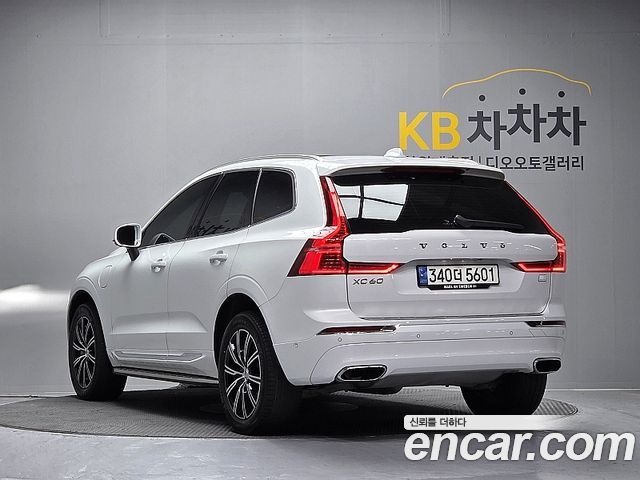 Volvo XC60 (II) T8 Inscription 2021 — фото 6