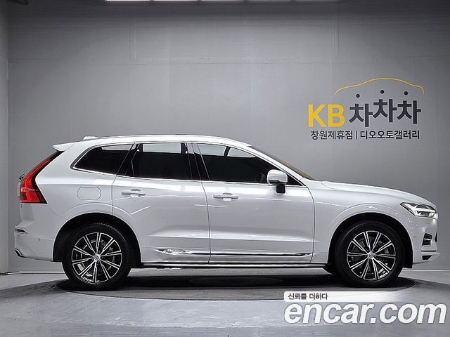 Volvo XC60 (II) T8 Inscription 2021 — фото 7