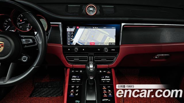 Porsche Macan 2.9 GTS 95B 2024 — фото 20