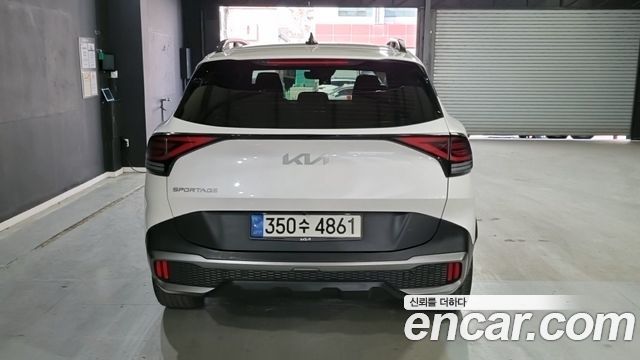 Kia Sportage (V) Gasoline 1.6 Turbo 2WD Signature Gravity 2022 — фото 4