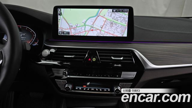 BMW 5 Series (G30) 530i Luxury 2023 — фото 14