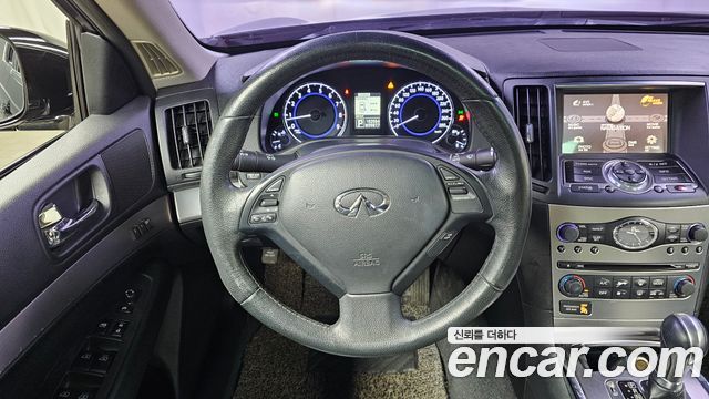 Infiniti G25 Sedan Premium V36 2011 — фото 13