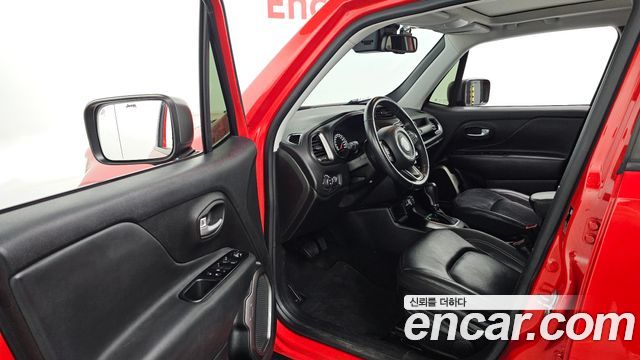 Jeep Renegade 2.4 Limited 2021 — фото 10