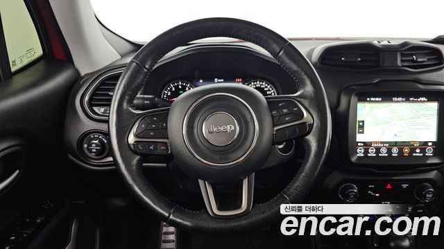 Jeep Renegade 2.4 Limited 2021 — фото 14