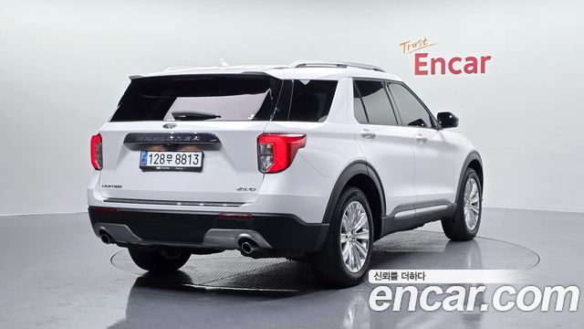 Ford Explorer (VI) 2.3 LimIted 4WD 2021 — фото 2