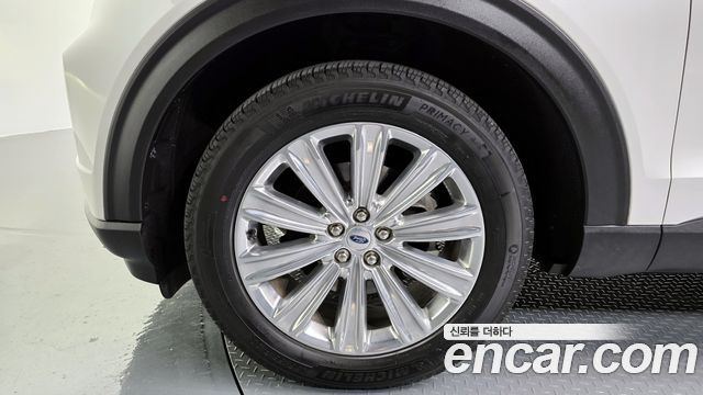 Ford Explorer (VI) 2.3 LimIted 4WD 2021 — фото 5