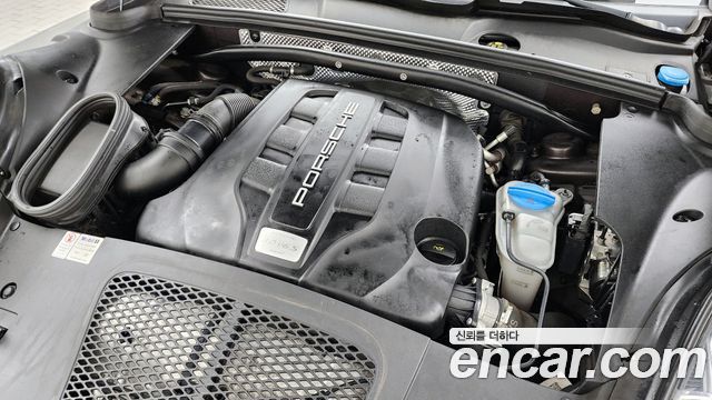 Porsche Macan 3.0 S Diesel 95B 2017 — фото 6