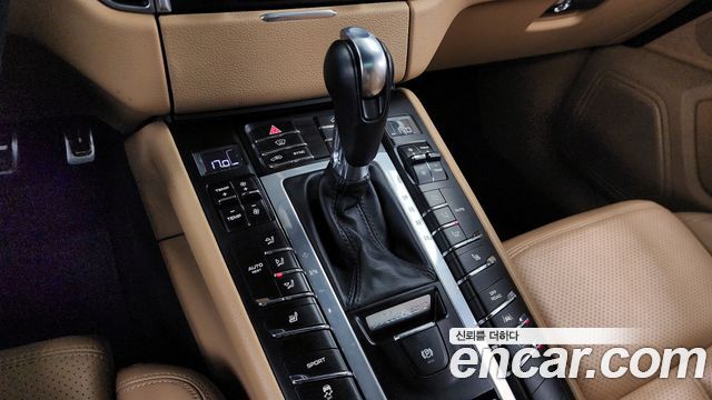 Porsche Macan 3.0 S Diesel 95B 2017 — фото 9