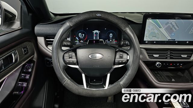 Ford Explorer (VI) 2.3 Platinum 4WD 2025 — фото 13