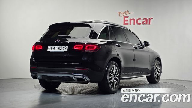 Mercedes-Benz GLC-Class (X253) GLC300 4MATIC Premium 2021 — фото 2