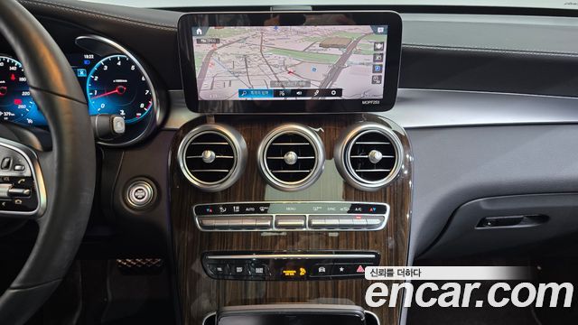 Mercedes-Benz GLC-Class (X253) GLC300 4MATIC Premium 2021 — фото 14