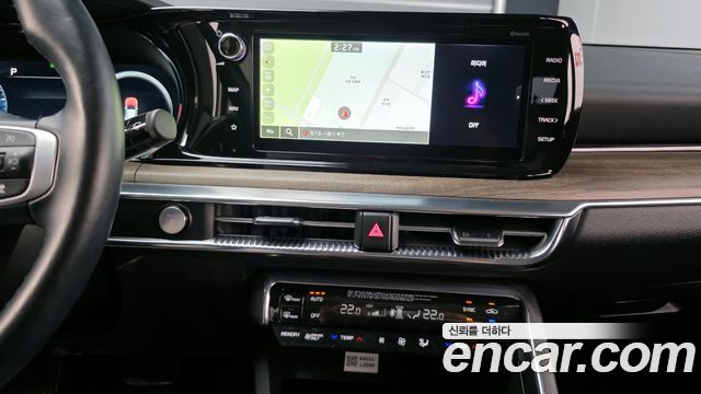Kia K5 Hybrid (III) Noblesse 2023 — фото 18