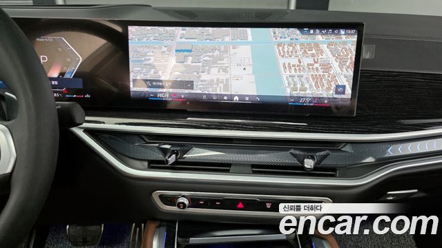 BMW X6 (G06) xDrive40i M Sport 2024 — фото 17