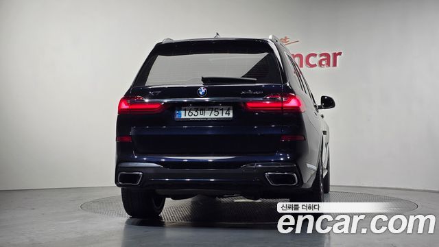 BMW X7 (G07) xDrive 40i M Sport 6STR 2022 — фото 4
