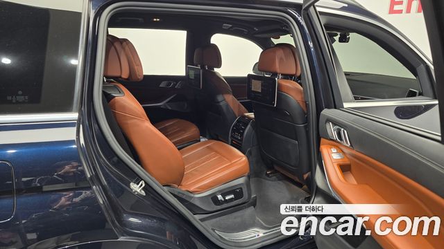 BMW X7 (G07) xDrive 40i M Sport 6STR 2022 — фото 12