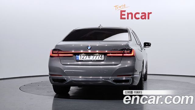 BMW 7 Series (G11) 740i Design Pure Excellence 2021 — фото 4