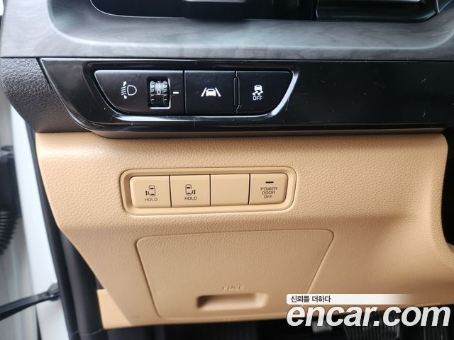 Kia Carnival (IV) Diesel 9-Seater Prestige 2022 — фото 15