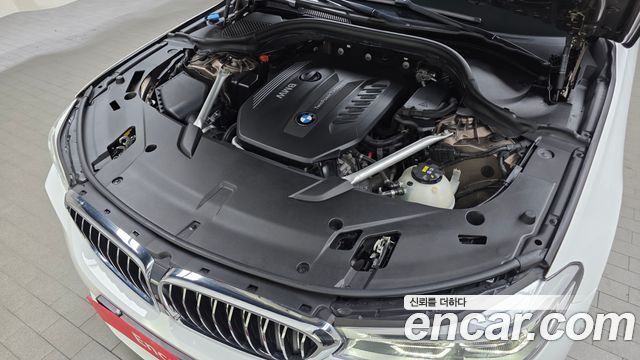 BMW 6 Series GT (G32) 630d xDrive Luxury 2019 — фото 6