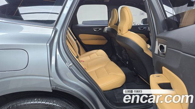 Volvo XC60 (II) T6 Inscription 2020 — фото 16