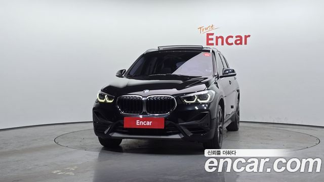 BMW X1 (F48) xDrive 20i Advantage 2020 — фото 3