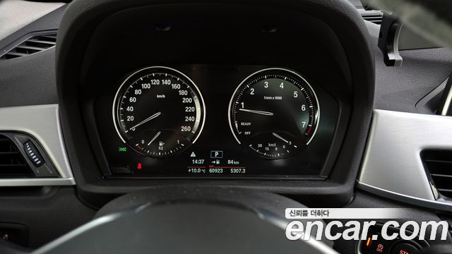 BMW X1 (F48) xDrive 20i Advantage 2020 — фото 8