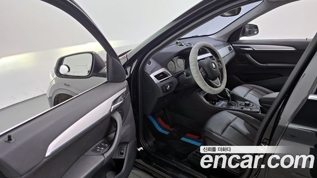 BMW X1 (F48) xDrive 20i Advantage 2020 — фото 10