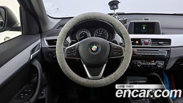 BMW X1 (F48) xDrive 20i Advantage 2020 — фото 13