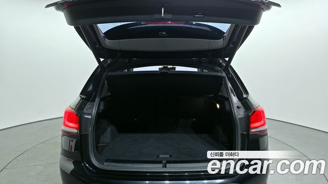 BMW X1 (F48) xDrive 20i Advantage 2020 — фото 20