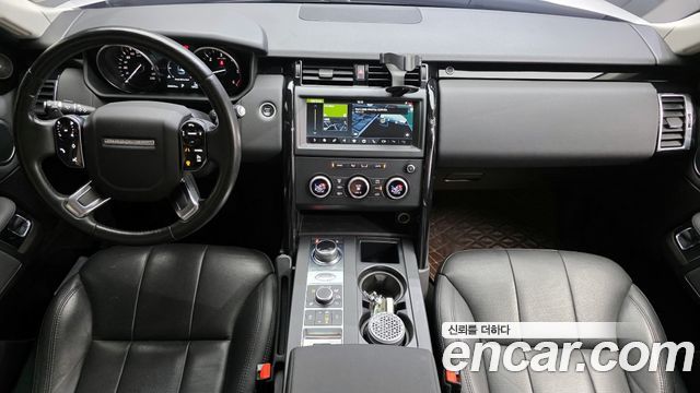 Land Rover Discovery 5 3.0 SD6 SE 2019 — фото 7