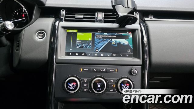 Land Rover Discovery 5 3.0 SD6 SE 2019 — фото 16