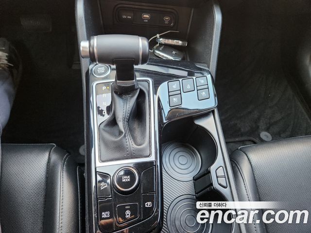 Kia Sportage (V) Diesel 2.0 2WD Prestige 2022 — фото 16