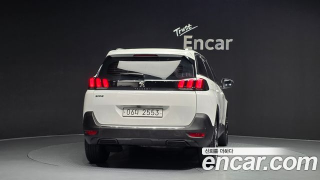 Peugeot 5008 (II) 1.6 BlueHDi Allure 2018 — фото 4