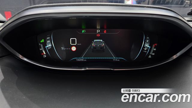 Peugeot 5008 (II) 1.6 BlueHDi Allure 2018 — фото 8