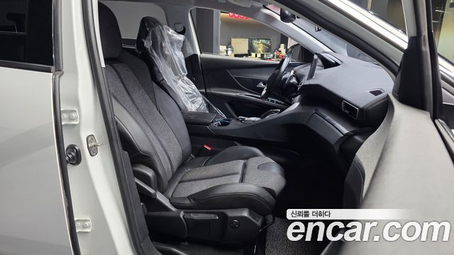 Peugeot 5008 (II) 1.6 BlueHDi Allure 2018 — фото 11