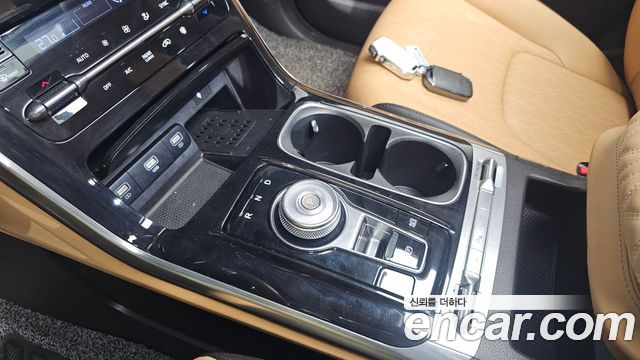 Kia Carnival (IV) Gasoline 9-Seater Noblesse 2023 — фото 9