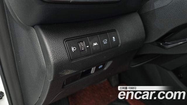 Hyundai Santa Fe Diesel 2.2 2WD Prestige 2021 — фото 15