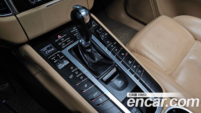Porsche Macan 2.0 95B 2017 — фото 9