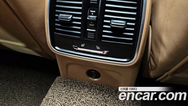 Porsche Macan 2.0 95B 2017 — фото 19
