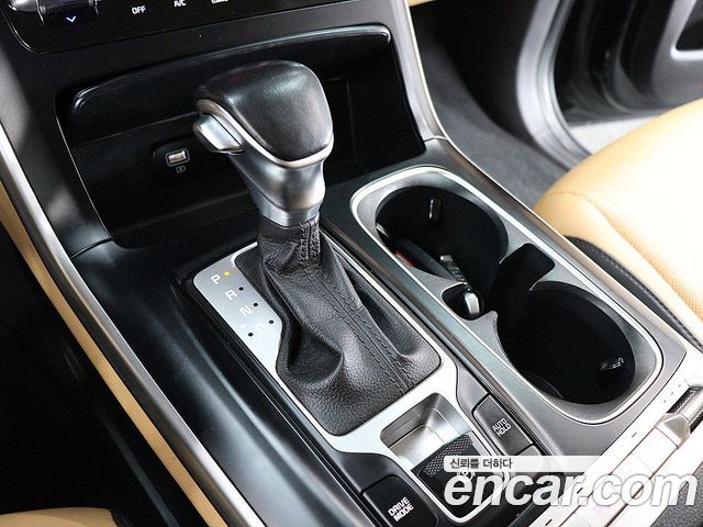 Kia Carnival (IV) Diesel 9-Seater Prestige 2022 — фото 9