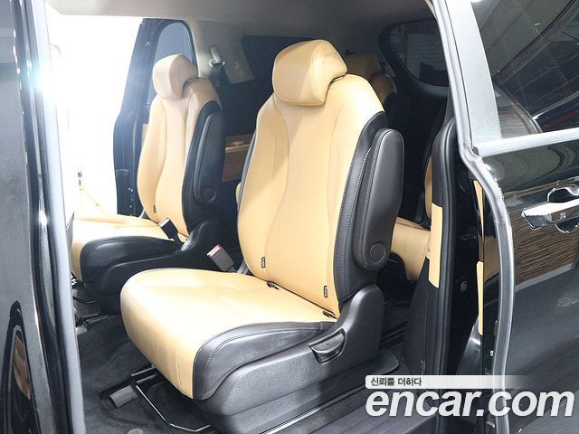 Kia Carnival (IV) Diesel 9-Seater Prestige 2022 — фото 23