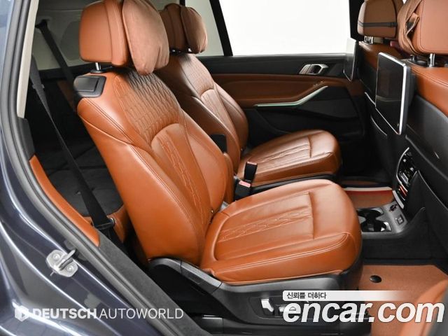 BMW X7 (G07) xDrive 40i Design Pure Excellence 6-Seater 2020 — фото 16