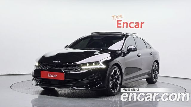 Kia K5 (III) 1.6 Turbo Signature 2023 — фото 1