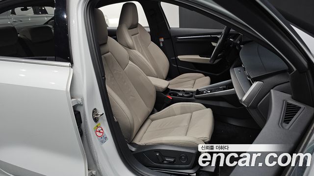 Audi A3 (8Y) 40 TFSI Premium 2023 — фото 10
