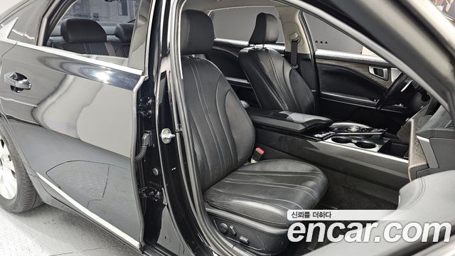 Kia K8 2.5 Gasoline 2WD Noblesse 2022 — фото 12