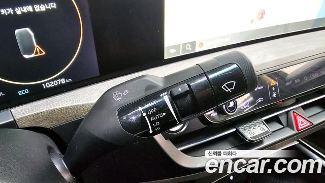 Kia K8 2.5 Gasoline 2WD Noblesse 2022 — фото 17