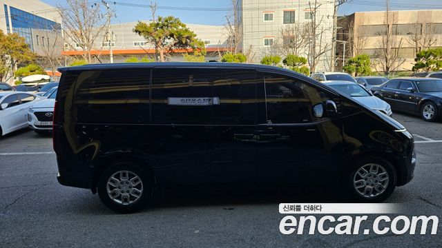 Hyundai Staria Cargo 5-Seater Modern 2022 — фото 7