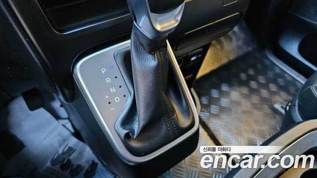 Hyundai Staria Cargo 5-Seater Modern 2022 — фото 16
