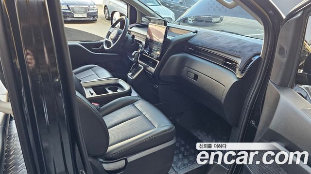 Hyundai Staria Cargo 5-Seater Modern 2022 — фото 18